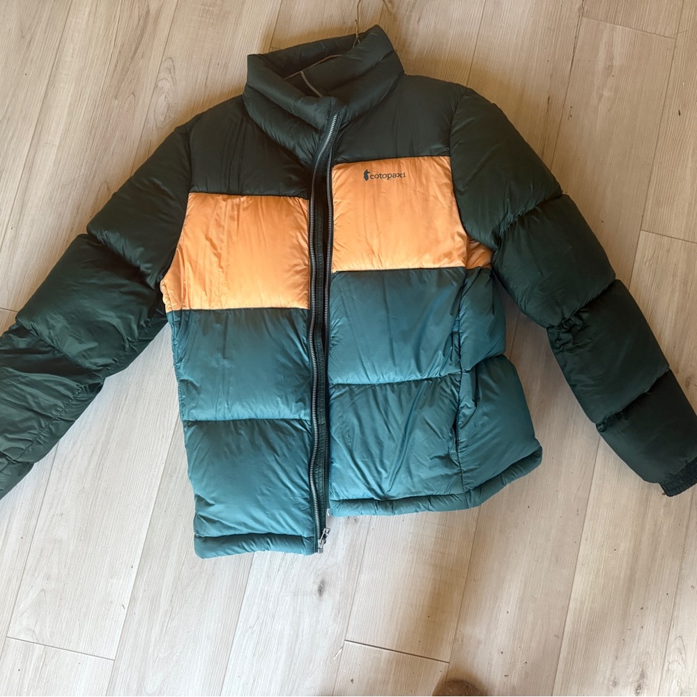 Cotopaxi Solazo puffer filled with down.